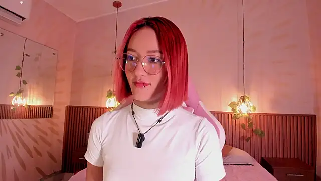 daphne courtis online show from 03/13/26, 03:11