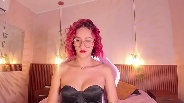daphne courtis online show from 06/03/26, 03:07