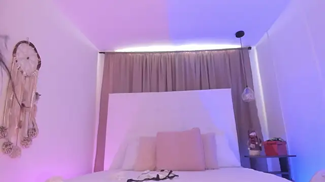 M0lly Beckers online show from 11/11/25, 03:29