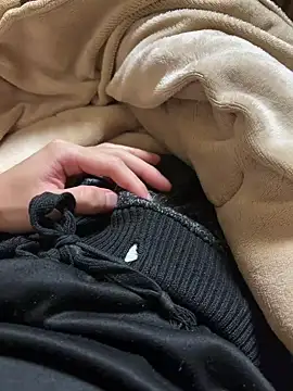 rrrrrriyyffhyeeee online show from 02/08/26, 09:29