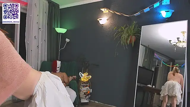 Nicole matt online show from 08/09/26, 11:22