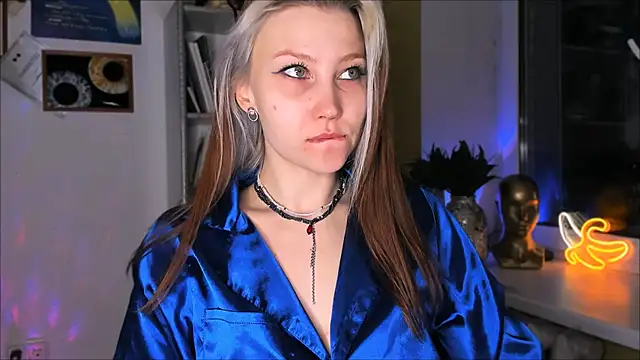 Nicole matt online show from 06/19/26, 09:09