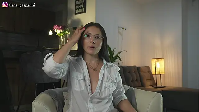 alana gasparini online show from 11/07/25, 01:21