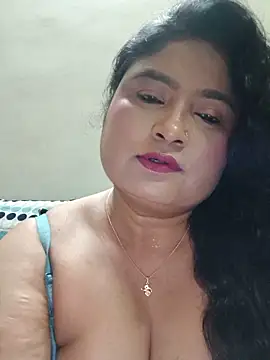 hornyriyanka online show from 05/18/26, 03:06