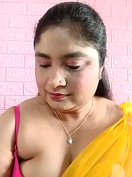 hornyriyanka online show from 04/19/26, 02:56