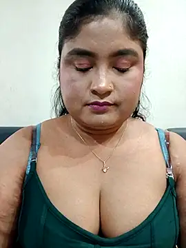 hornyriyanka online show from 05/20/26, 03:03