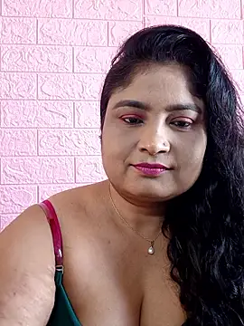 hornyriyanka online show from 11/19/25, 03:17