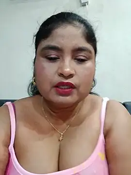 Snapshot of hornyriyanka chatting on 06/07/26, 03:01 hornyriyanka online show from 06/07/26, 03:01