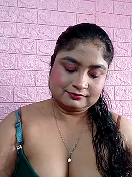 hornyriyanka online show from 04/08/26, 02:35