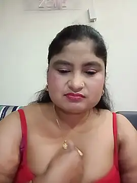 Snapshot of hornyriyanka chatting on 06/16/26, 02:33 hornyriyanka online show from 06/16/26, 02:33