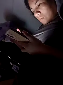 Nahuandjeatriplex online show from 10/01/25, 04:39