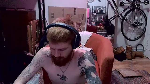 Snapshot of Magnetic127 chatting on 01/10/26, 11:38 Magnetic127 online show from 01/10/26, 11:38