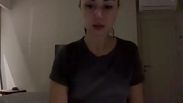 Gilin1 online show from 11/18/25, 07:50