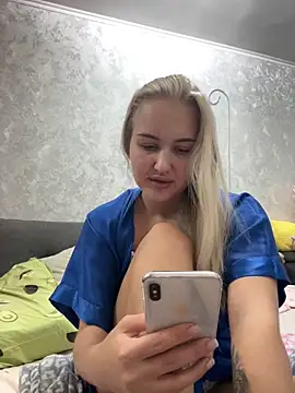 CandyVice online show from 10/19/25, 04:32