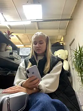 CandyVice online show from 10/10/25, 05:14