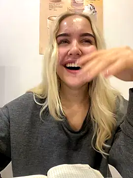 CandyVice online show from 12/03/25, 05:01