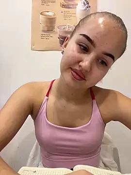 CandyVice online show from 12/05/25, 05:11