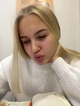 CandyVice online show from 11/21/25, 05:12