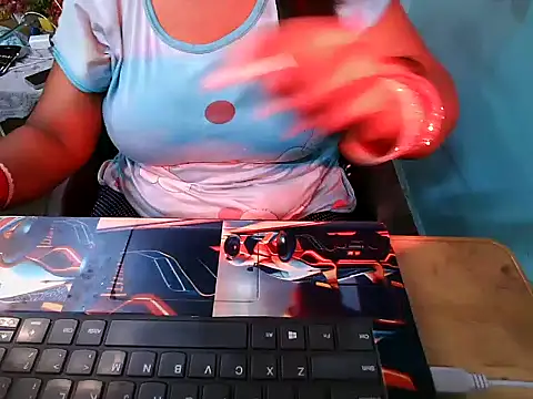 Snapshot of PREETI_BABY chatting on 07/05/26, 04:58 PREETI BABY online show from 07/05/26, 04:58