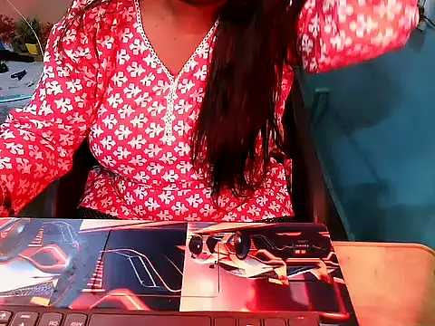Snapshot of PREETI_BABY chatting on 07/08/26, 07:09 PREETI BABY online show from 07/08/26, 07:09