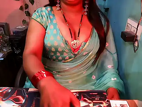 Snapshot of PREETI_BABY chatting on 05/04/26, 03:48 PREETI BABY online show from 05/04/26, 03:48