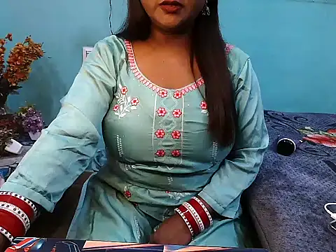 PREETI BABY online show from 11/08/25, 03:54