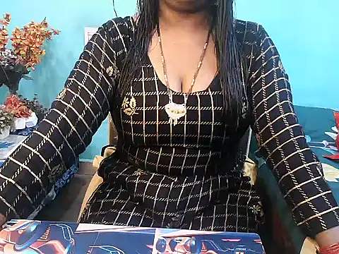 PREETI BABY online show from 10/24/25, 05:06