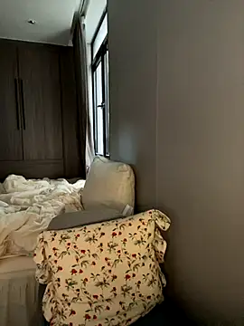 haiyan125216 online show from 12/04/25, 08:46