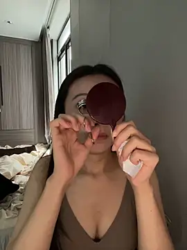 haiyan125216 online show from 11/14/25, 07:34