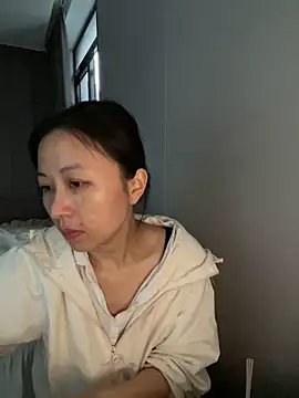 haiyan125216 online show from 11/26/25, 09:09