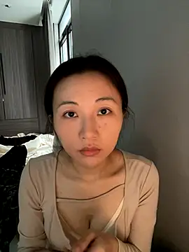 haiyan125216 online show from 11/13/25, 06:39