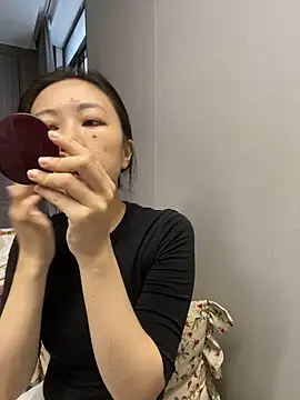 Snapshot of haiyan125216 chatting on 09/27/25, 07:14 haiyan125216 online show from 09/27/25, 07:14