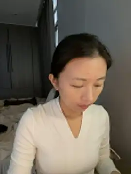 haiyan125216 online show from 11/11/25, 05:35