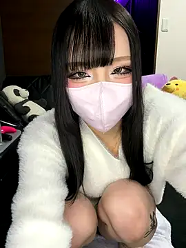 Snapshot of Nano-xxx chatting on 12/05/25, 06:50 Nano-xxx online show from 12/05/25, 06:50