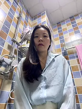 xinmeng-000 online show from 12/23/25, 06:45