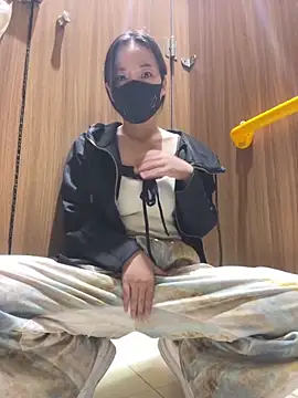 xinmeng-000 online show from 05/06/26, 07:23