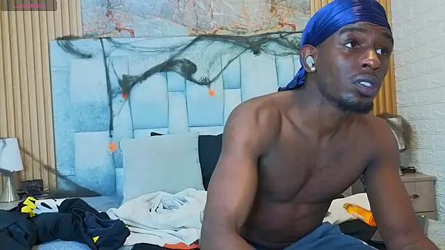 pipedark  online show from 10/19/25, 03:20