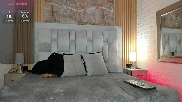 pipedark  online show from 09/17/25, 03:08