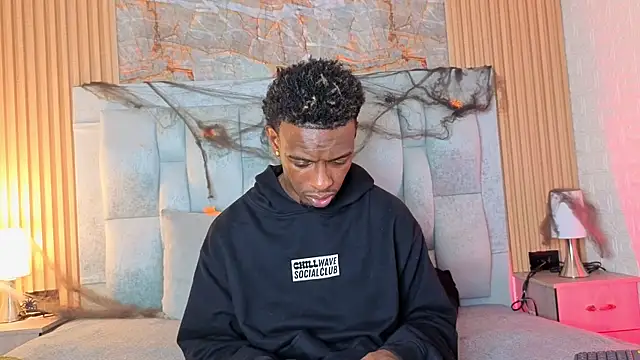 pipedark  online show from 10/13/25, 04:25