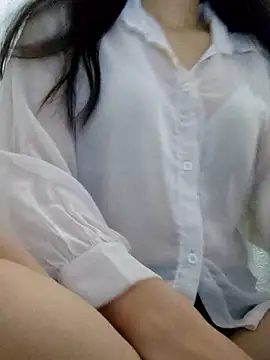 Snapshot of Maria2299 chatting on 05/28/26, 05:52 Maria2299 online show from 05/28/26, 05:52