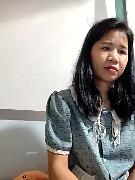 Snapshot of Maria2299 chatting on 09/22/25, 08:37 Maria2299 online show from 09/22/25, 08:37