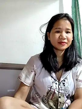 Snapshot of Maria2299 chatting on 10/04/25, 04:19 Maria2299 online show from 10/04/25, 04:19