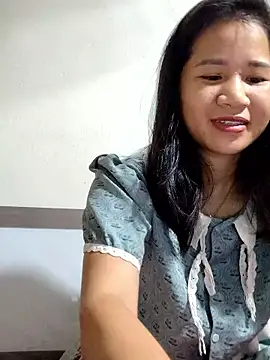 Snapshot of Maria2299 chatting on 10/17/25, 08:21 Maria2299 online show from 10/17/25, 08:21