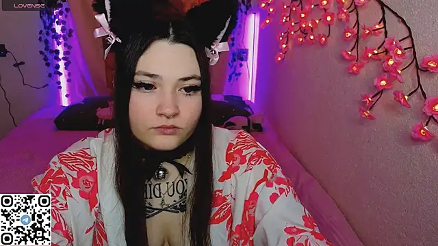 Snapshot of mirana_blade chatting on 11/30/25, 06:25 mirana blade online show from 11/30/25, 06:25