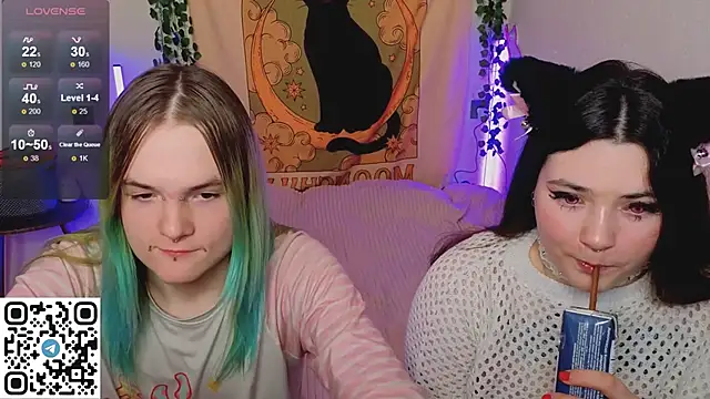 Snapshot of mirana_blade chatting on 11/23/25, 06:34 mirana blade online show from 11/23/25, 06:34