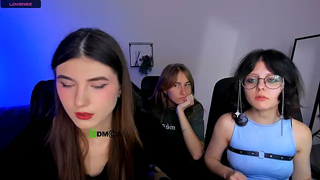 lissa night online show from 09/21/25, 02:11