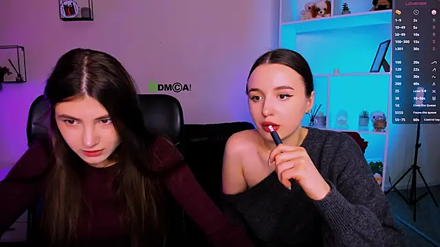 Snapshot of lissa_night chatting on 11/14/25, 12:42 lissa night online show from 11/14/25, 12:42