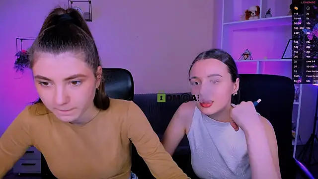 Snapshot of lissa_night chatting on 11/18/25, 03:04 lissa night online show from 11/18/25, 03:04