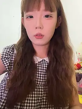 D-033 online show from 10/05/25, 02:19