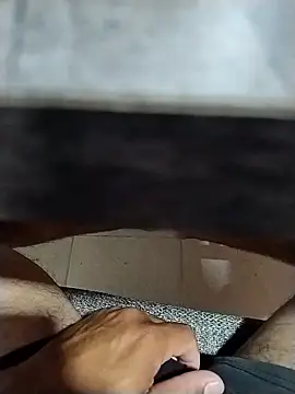 Snapshot of ricolinoSabrso92 chatting on 04/16/26, 05:52 ricolinoSabrso92 online show from 04/16/26, 05:52